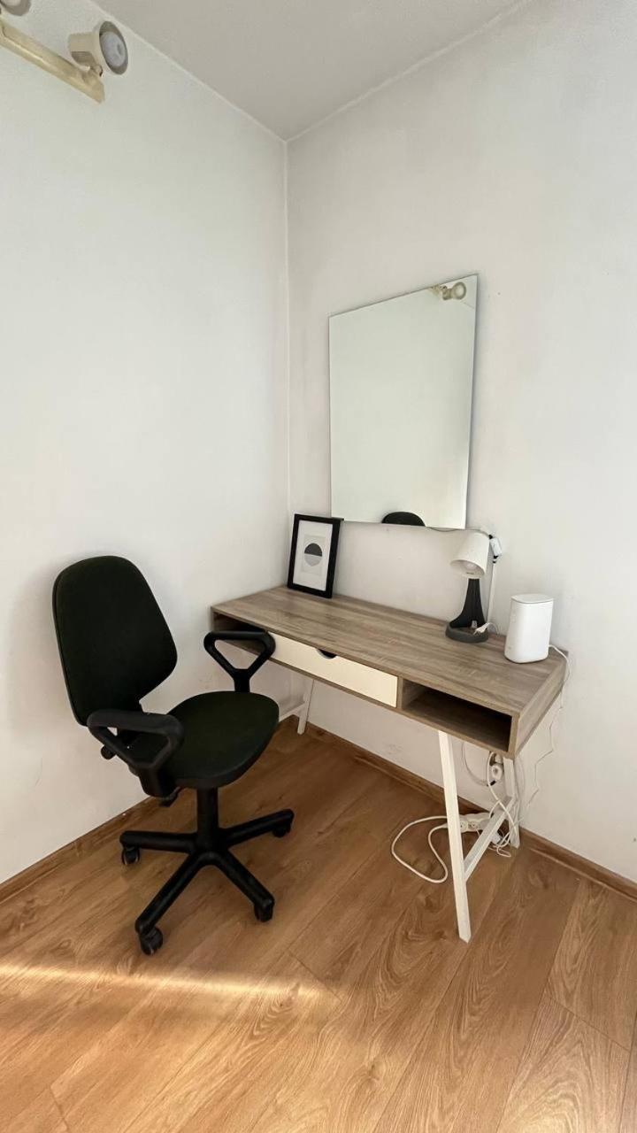 Comfy, Nice And Small Room In Kraków Zewnętrze zdjęcie