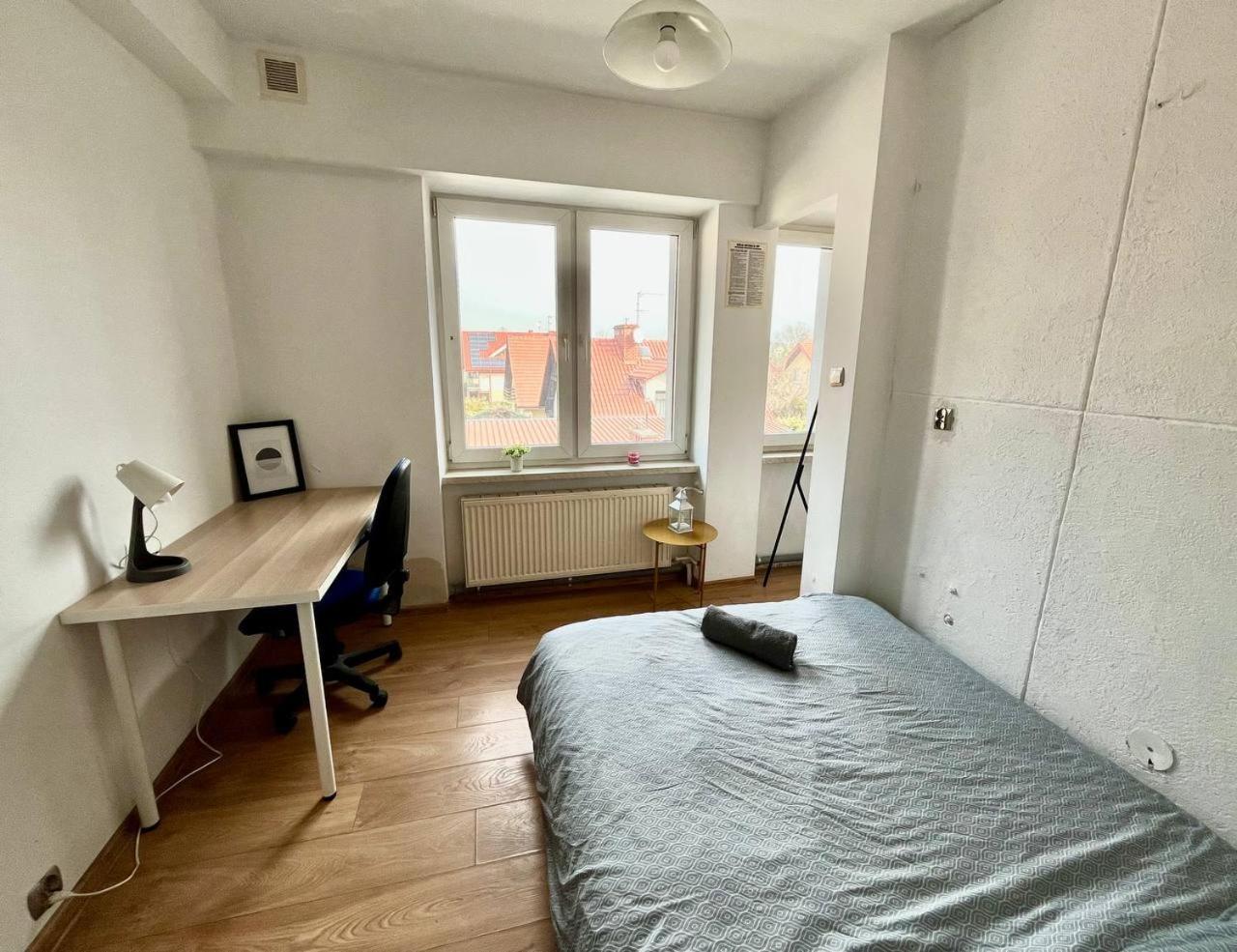 Comfy, Nice And Small Room In Kraków Zewnętrze zdjęcie