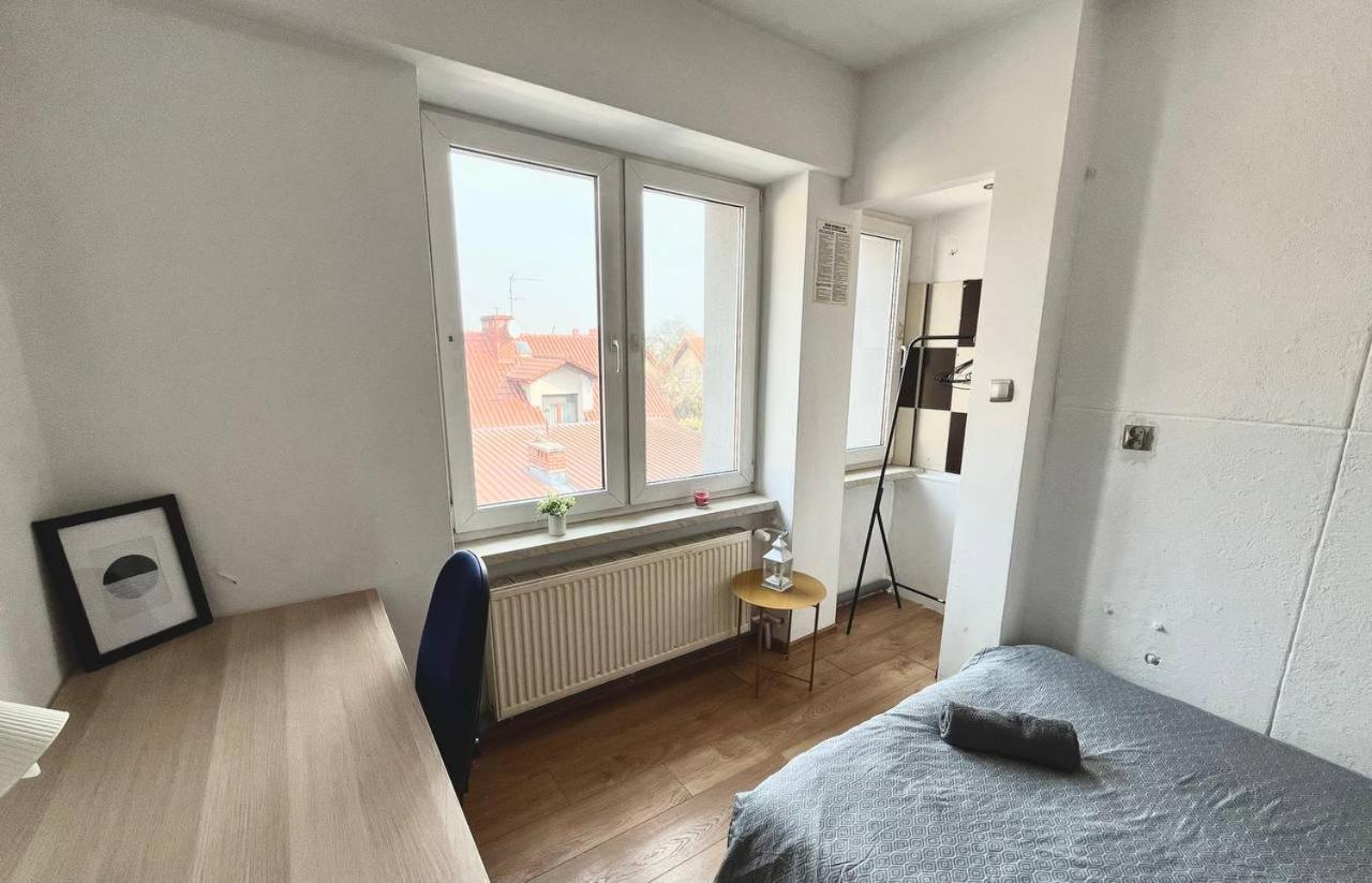 Comfy, Nice And Small Room In Kraków Zewnętrze zdjęcie